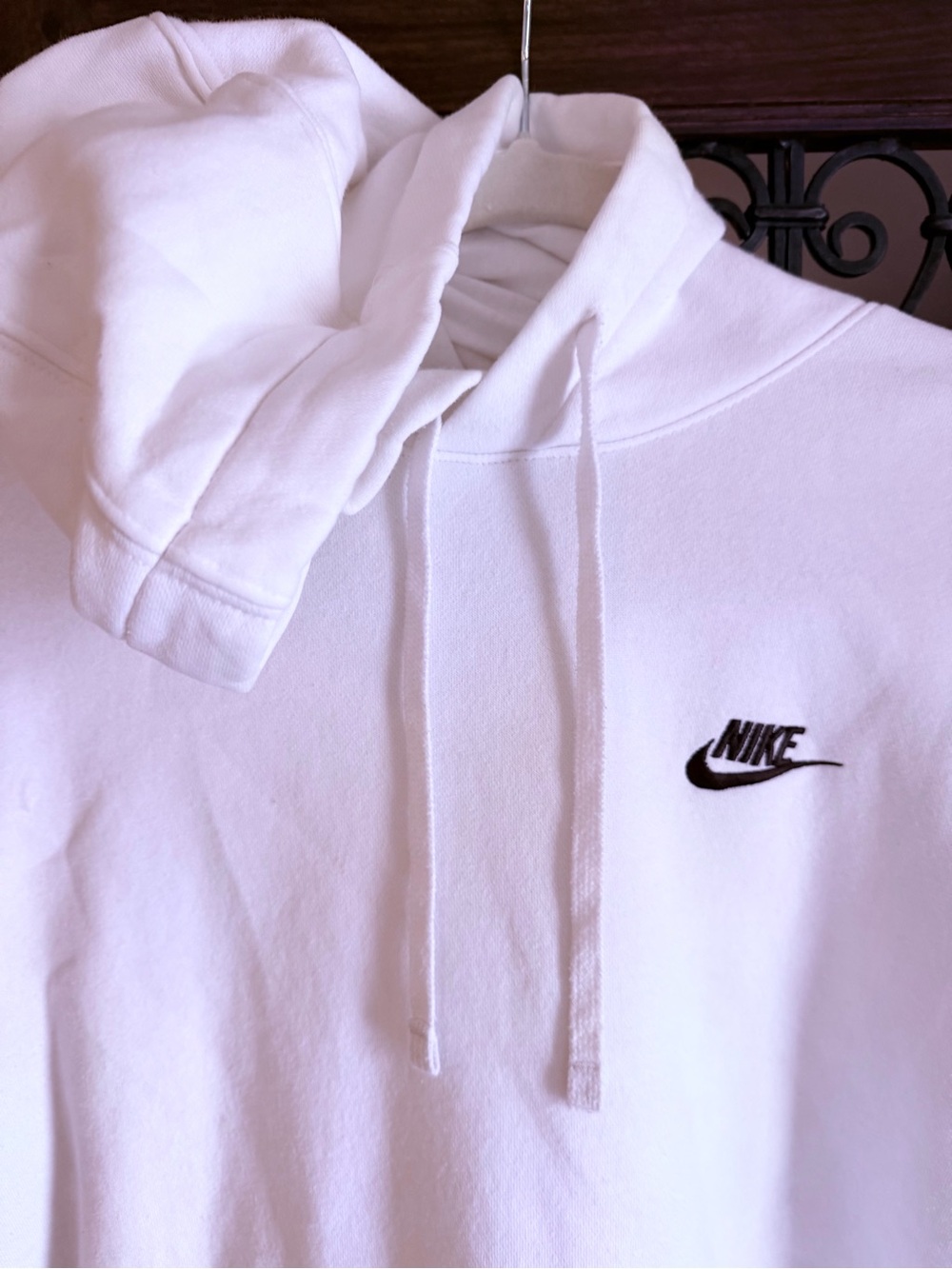 Nike White Crewneck Sweatshirt with Black Swoosh